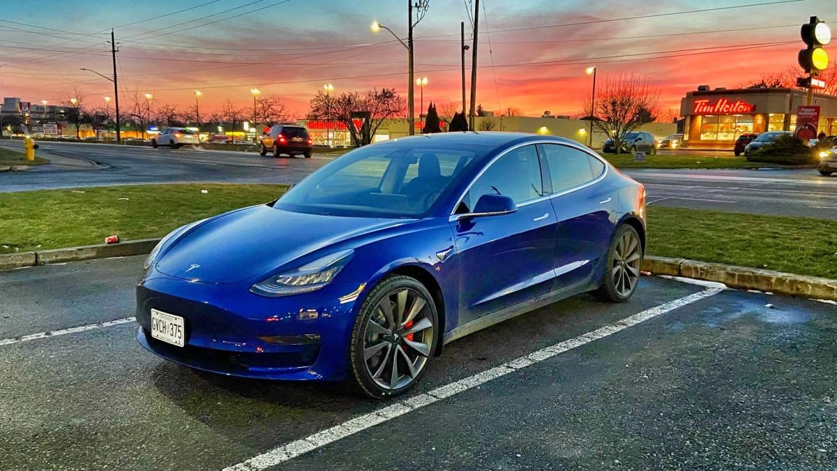 Tesla model 3. Tesla model 3 Blue. Tesla model 3 синяя. Тесла model 3 Performance.